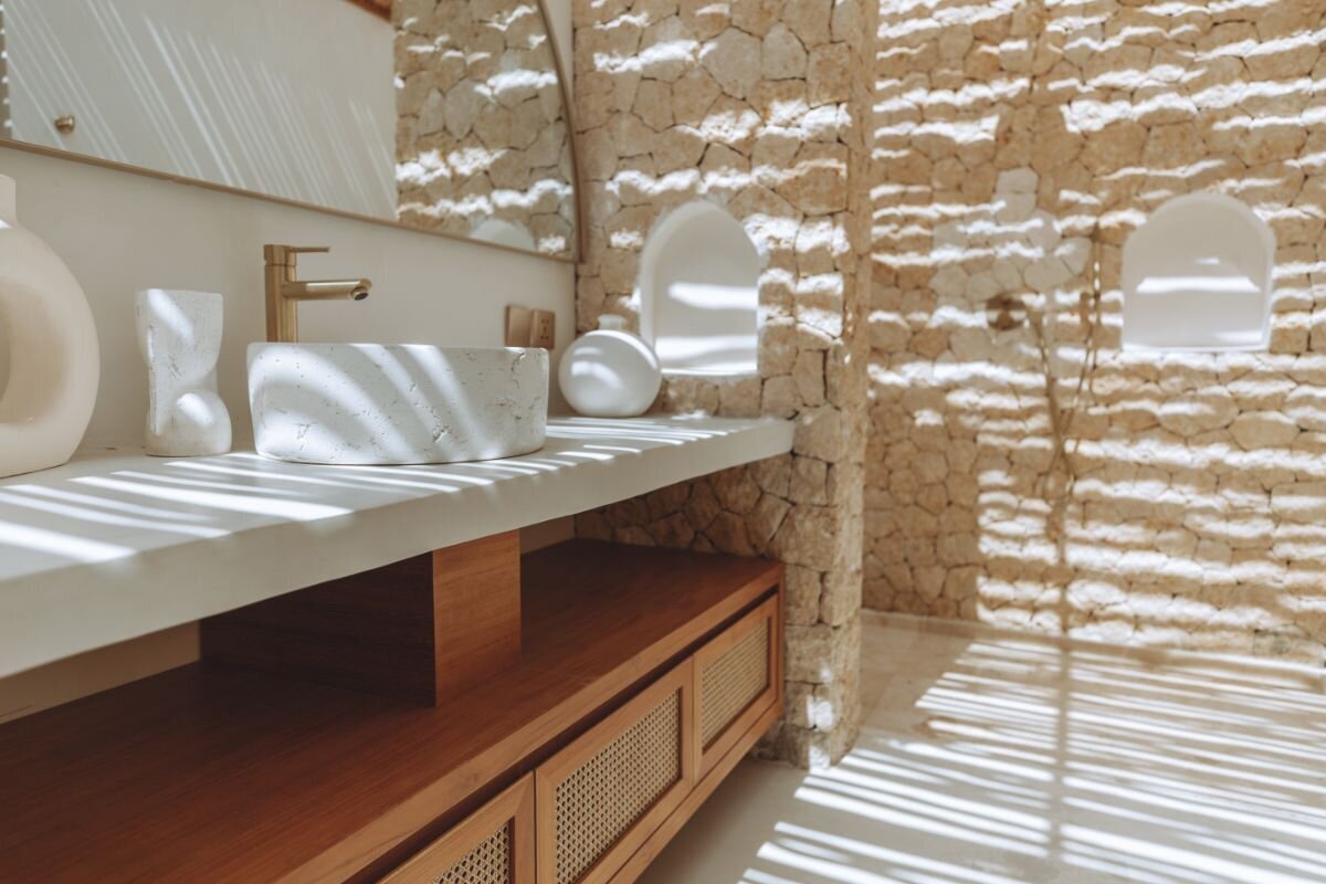 Villa bathroom detail